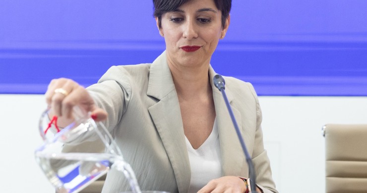 La ministra de Vivienda y Agenda Urbana, Isabel Rodríguez, se reúne con las comunidades autónomas en el marco de la Conferencia Sectorial de Vivienda y Agenda Urbana, en la sede del Ministerio, a 24 de mayo de 2024, en Madrid (España). 