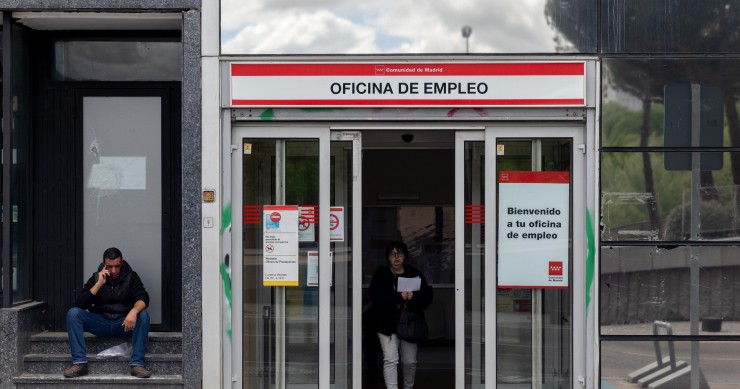 Entrada a una oficina de empleo de Madrid