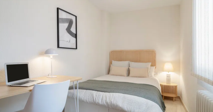 Room rental contract