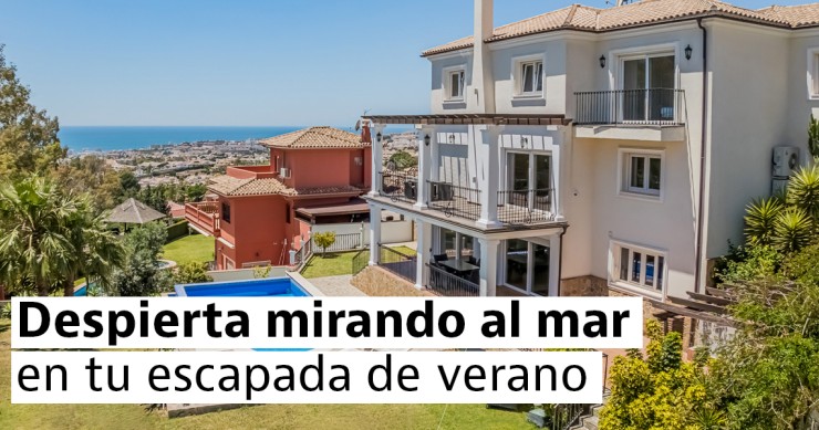 Casas con piscina y vistas al mar