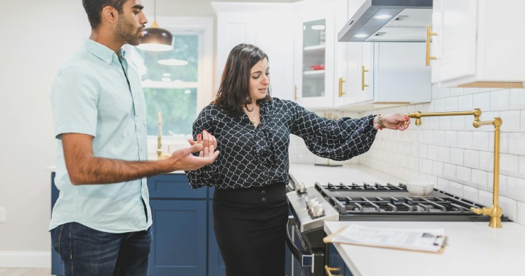 Si un inquilino deja deuda de luz