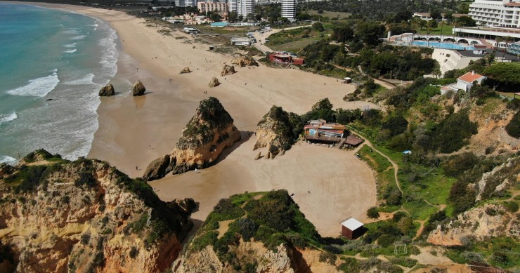 El precio de la vivienda subirá en verano con la costa, islas y grandes capitales como protagonistas