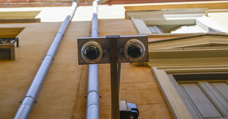 Cámaras de videovigilancia en una comunidad de propietarios