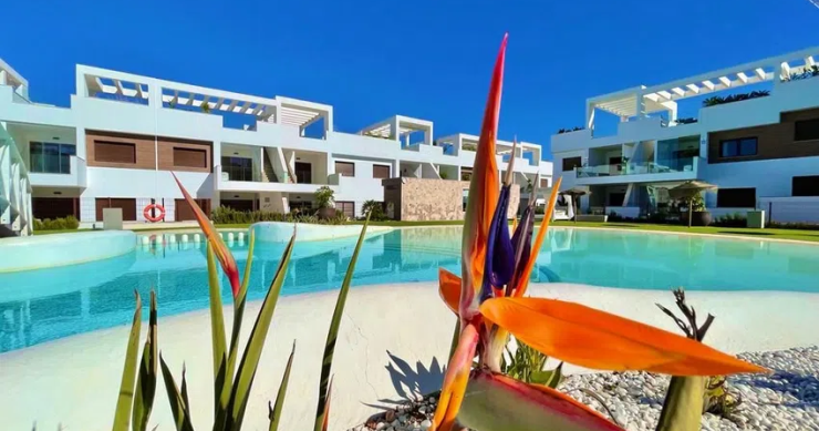 Chalet adosado en venta