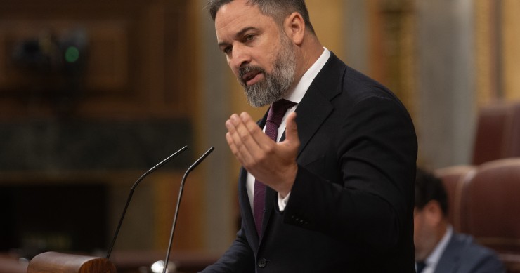 Archivo - El líder de VOX, Santiago Abascal, interviene durante una sesión extraordinaria en el Congreso de los Diputados, a 17 de julio de 2024, en Madrid (España). 