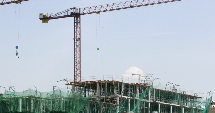 Archivo - Edificios en construcción