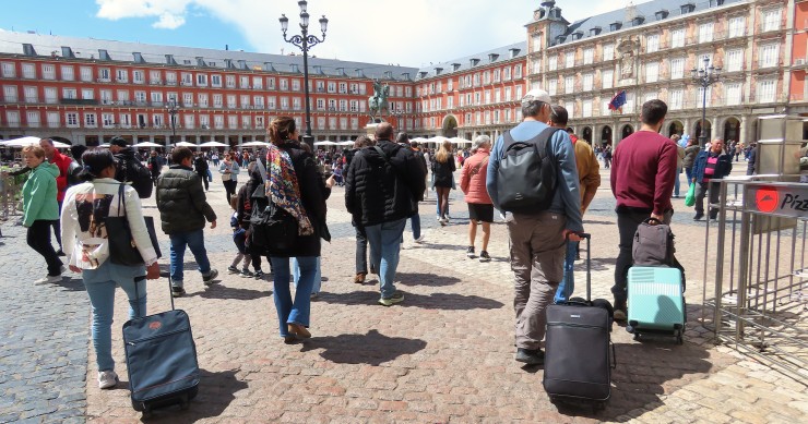 Turistas en la Plaza Mayor de Madrid