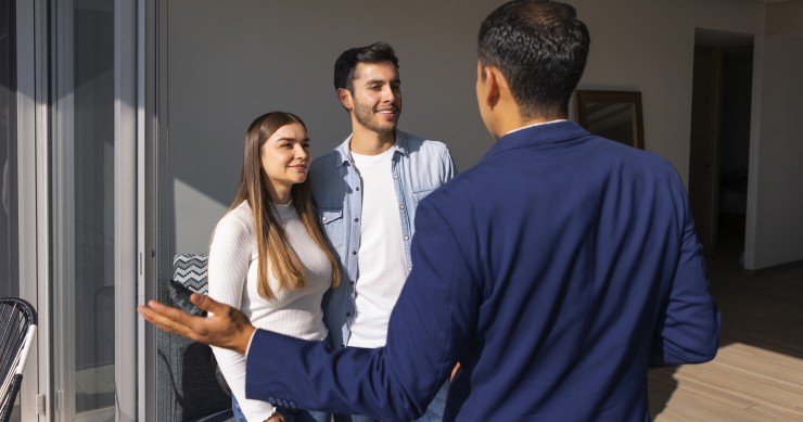 Cobrar por visitar piso en alquiler