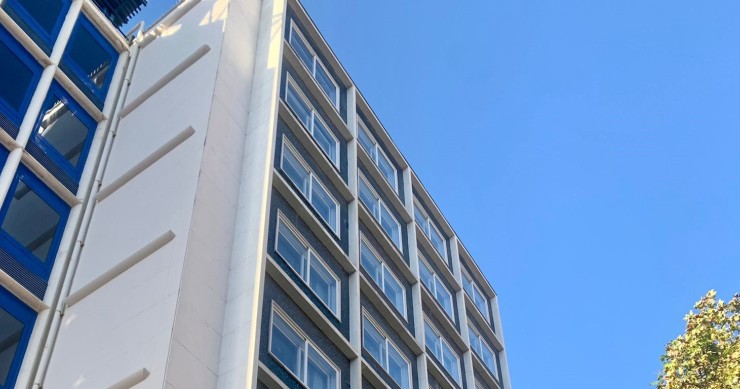 Archivo - Edificio de All Iron