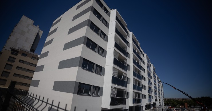 Archivo - El edificio de viviendas. 