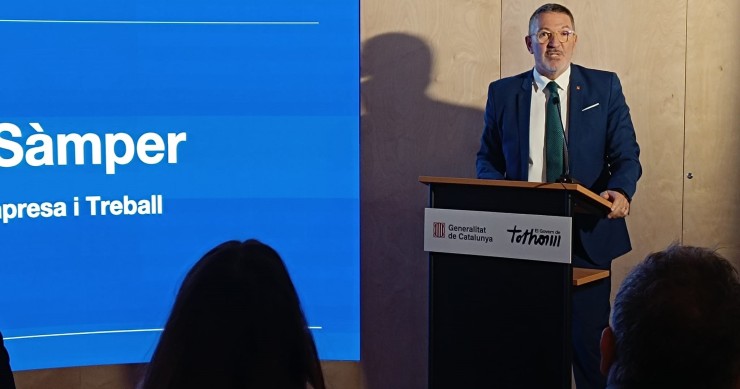 El conseller d'Empresa i Treball de la Generalitat, Miquel Sàmper, ha anunciat que el Govern ha posat a la disposició dels municipis la seva eina per controlar els pisos turístics il·legals des d'aquest dimecres.