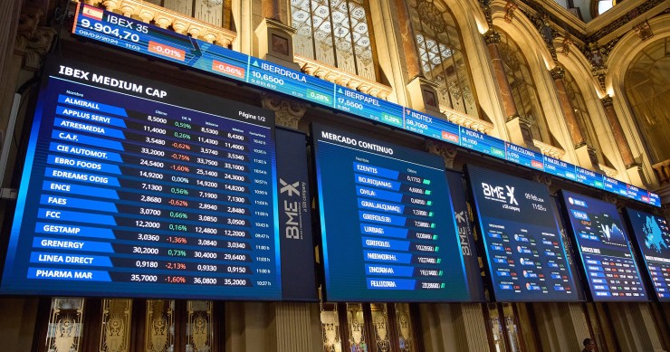 Hasta 31 socimis comenzaron a cotizar en España en 2024 con una capitalización de 2.100 millones, un 37% más Archivo - Pantallas de Bolsas y Mercados Españoles (BME)