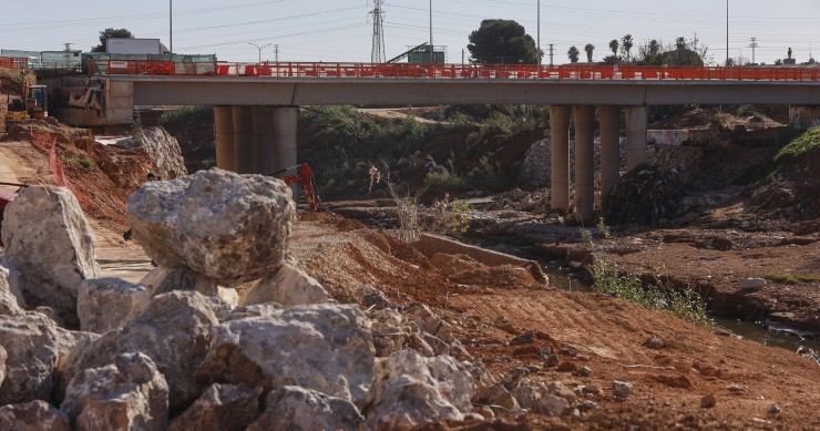 Obres de recuperació del pont de la CV-403