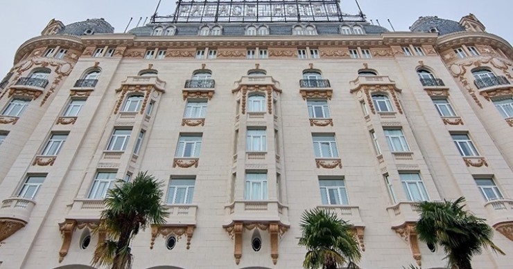 Archive - The Palace Hotel, Madrid recovers its original splendor after a historic restoration of its façade.