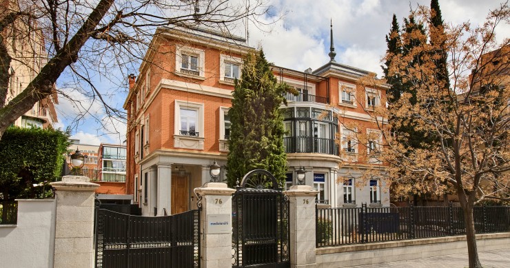 Economía/Finanzas.- Banco Mediolanum redobla apuesta por el mercado español al abrir una sede en un palacete de Madrid.