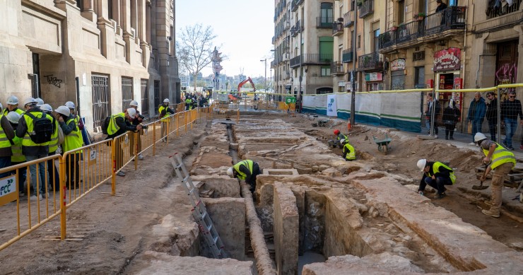 Troballa arqueològica a Barcelona: descobreixen restes de cinc cases medievals a Via Laietana