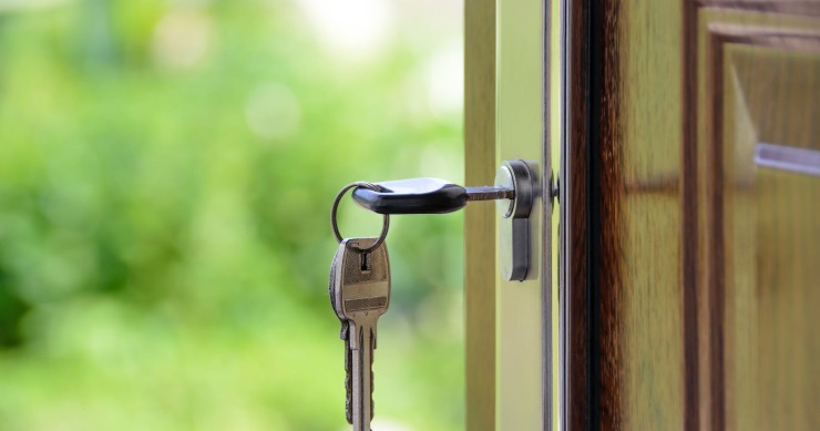 Las medidas de vivienda social podrían frenar el alto porcentaje de okupaciones en Cataluña