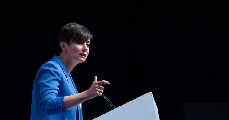 La ministra de Vivienda y Agenda Urbana, Isabel Rodríguez, durante la inauguración de Construmat 2025, en la Fira Barcelona Gran Via, a 21 de mayo de 2025, en L'Hospitalet de Llobregat, Barcelona, Catalunya (España). El evento, referente en el sector de l