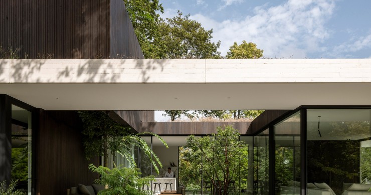 La Hidden Villa está diseñada por el estudio holandés i29 y está ubicada sobre el solar que antes ocupaba un antiguo hospital cerca del Mar del Norte.