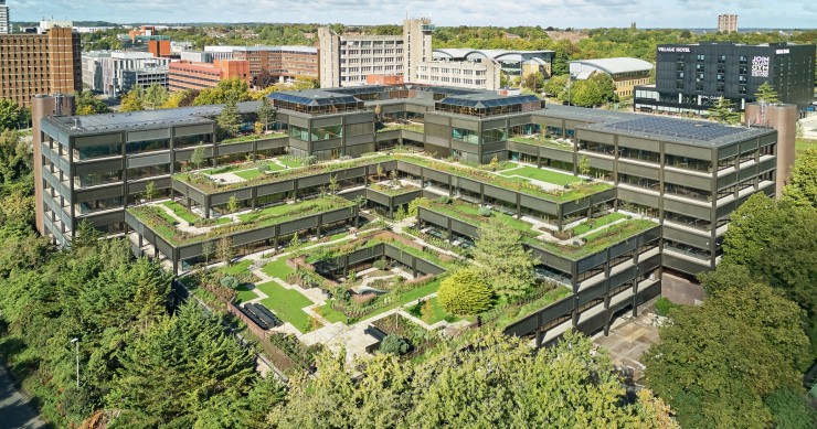 El edificio rebautizado como Plant, ha sido rehabilitado por Twelve Architects, Studio Knight Stokoe y otros estudios devolviendo su aspecto original.