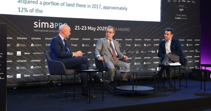 (De izq. a dch.) Miguel Díaz (Los Cerros), Luis Roca de Togores (Valdecarros) y Juan José Perucho (AGV)