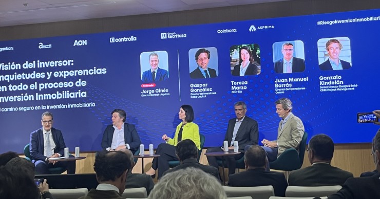 (De iz. a dch.) Jorge Ginés, Gaspar González, Teresa Marzo, Juan Manuel Borrás y Gonzalo Kindelán