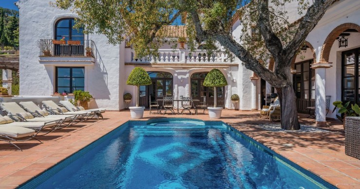 Luxury villa with pool in Spain