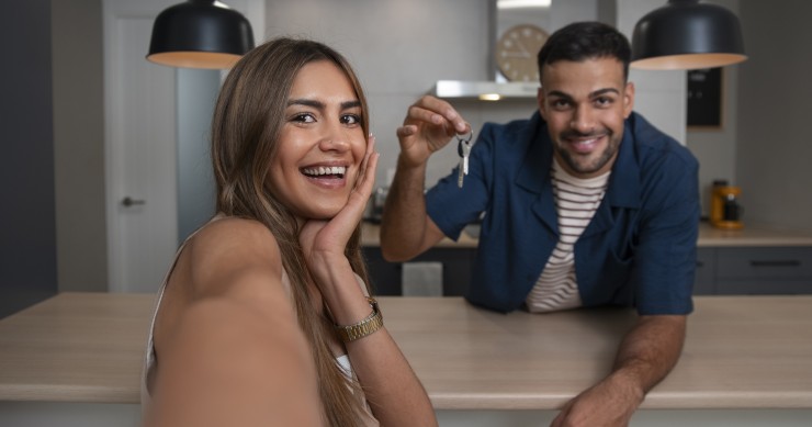 ¿Se puede alquilar dos pisos con la misma nómina?