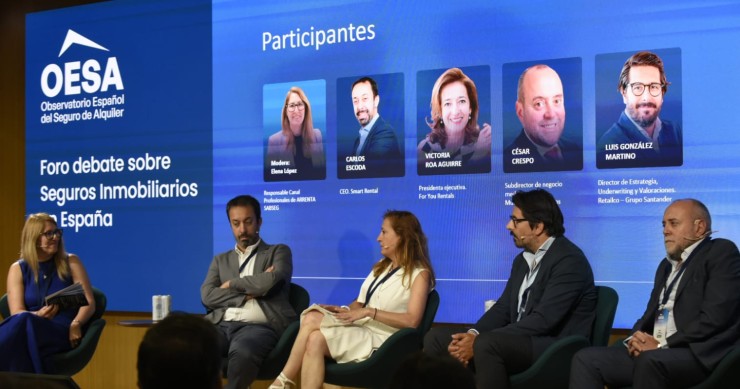 (De izq. a dch.) Elena López (Arrenta Sabseg), Carlos Escoda (Smart Rental), Victoria Roa (For You Rentals), Luis González (Retailco – Grupo Santander) y César Crespo (Mutua de Propietarios).