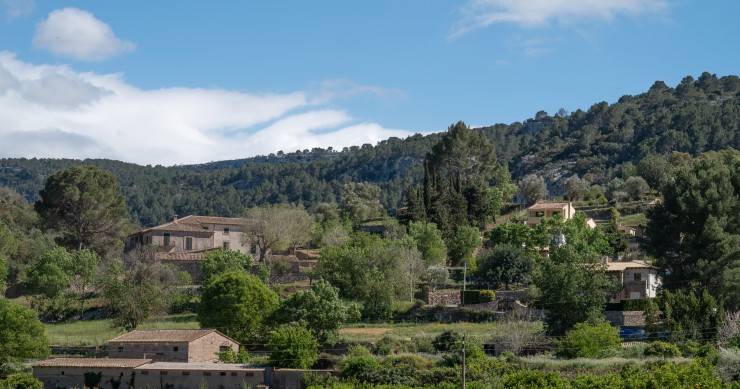 Baleares aprueba una ley que permitirá construir viviendas en suelos rústicos
