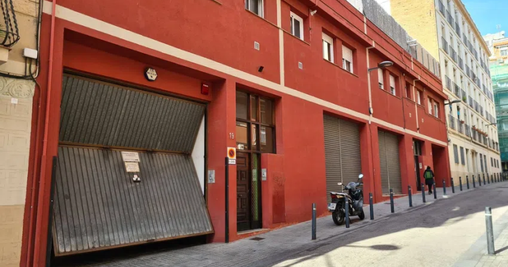 Cambio de uso almacén a vivienda