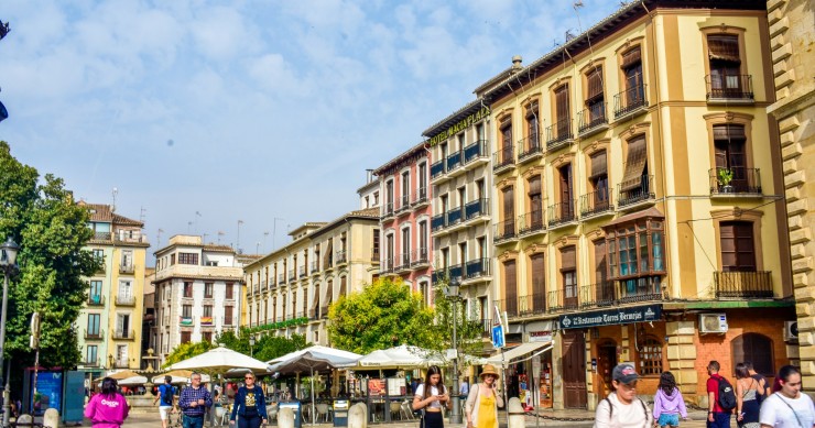 Spain cost of living for families