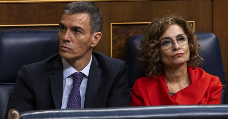 Pedro Sánchez y María Jesús Montero
