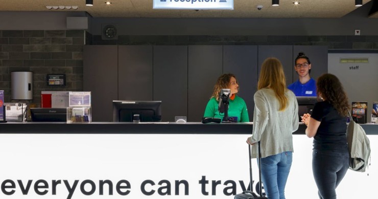 El 93% de las 43 propiedades de a&o Hostels son edificios reutilizados.