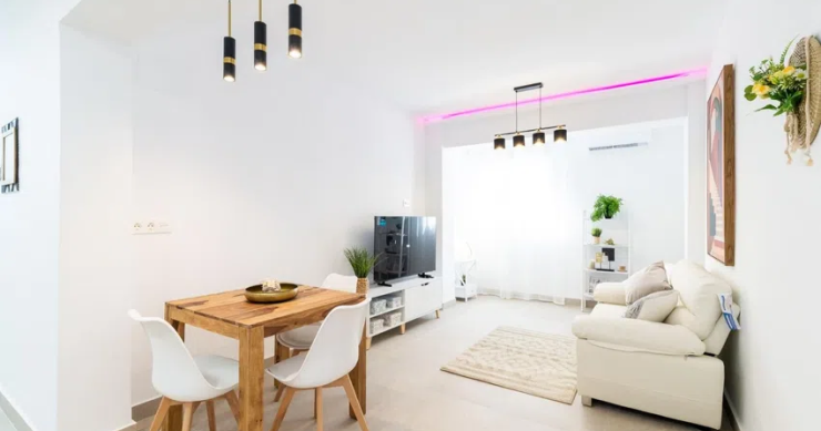 Viviendas con despacho en venta