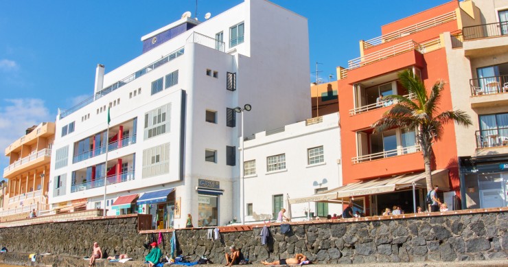 Airbnb elimina anuncios sin registro completado en Canarias
