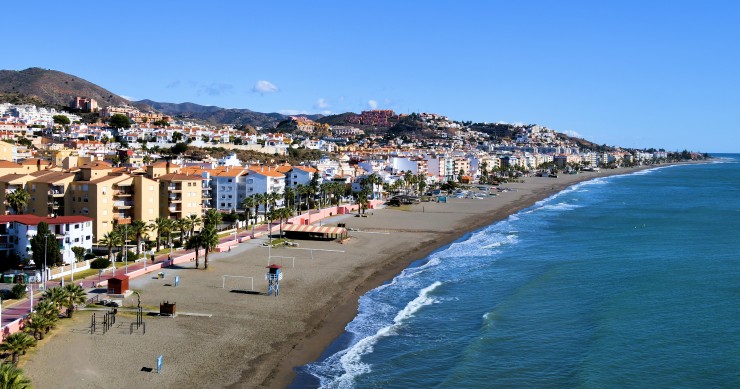 Living in Rincon de la Victoria