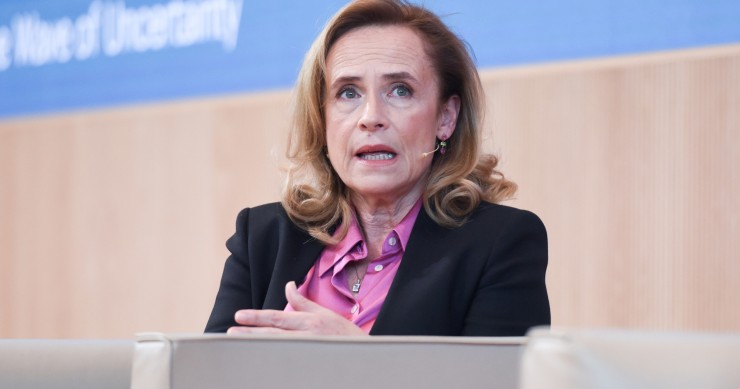 La consejera delegada de Bankinter, Gloria Ortiz, interviene durante la primera jornada de la 19º edición del IESE Banking, en IESE Madrid, a 16 de mayo de 2024, en Madrid (España).