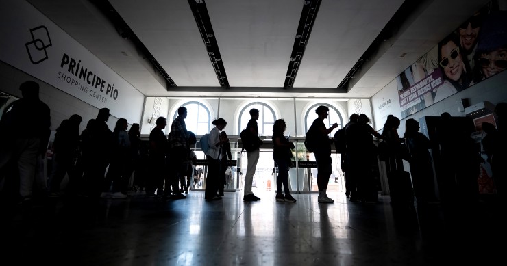 Les raisons du retrait de l'Espagne