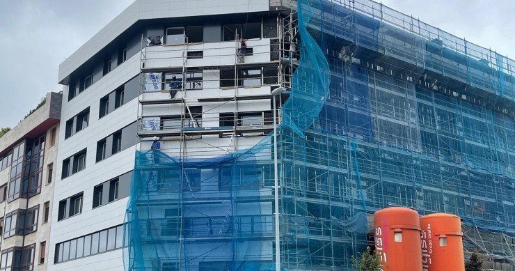 Construcción de viviendas en Oviedo.