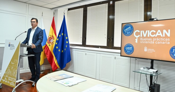 El consejero de Obras Públicas, Transportes y Vivienda del Canarias, Pablo Rodríguez