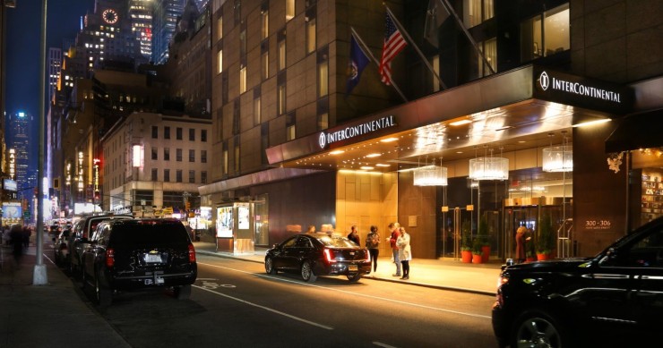 Mazabi y Panghea Capital Partners entran en Nueva York con una inversión en un hotel de Times Square asesorados por White Bridge Capital.