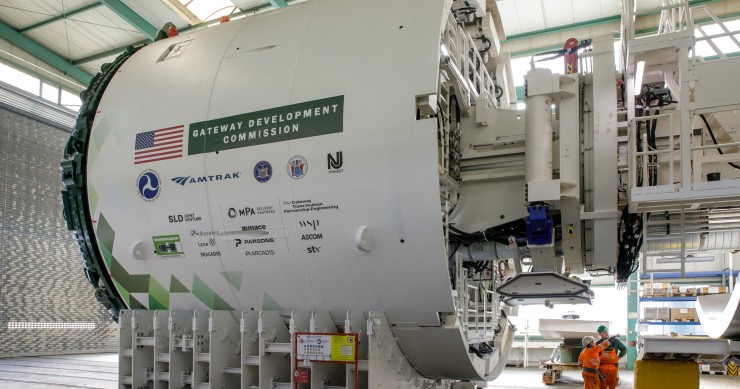 Máquina perforadora del proyecto de Nueva York sobre el río Hudson