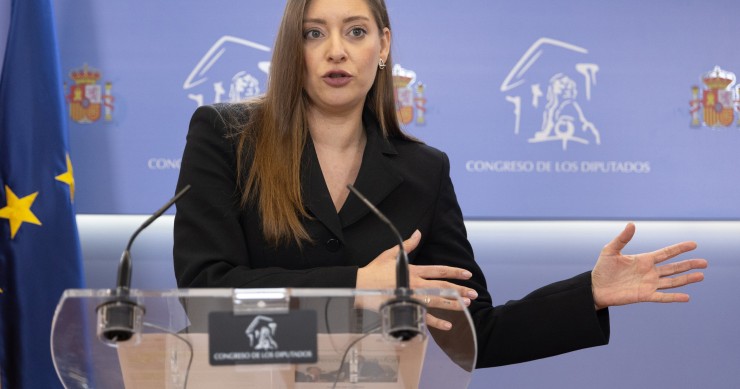 La portavoz del PP en el Congreso, Ester Muñoz, durante una rueda de prensa en el Congreso, a 24 de febrero de 2026, en Madrid (España).