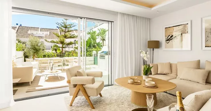 Home in Marbella, Málaga - 1,965,000 euros
