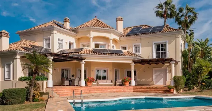 Home in Marbella, Málaga - 2,495,000 euros