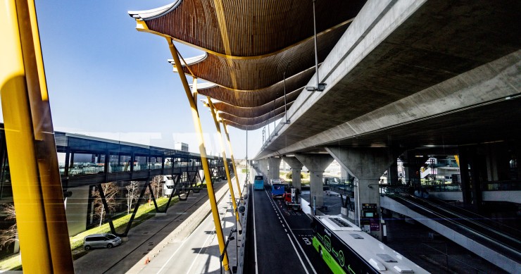 Archivo - Terminal T4 del Aeropuerto Adolfo Suárez Madrid-Barajas, a 2 de marzo de 2026, en Madrid (España). 
