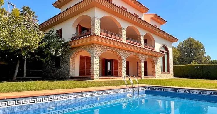 Vivienda en Oropesa del Mar, Castellón - 3.000.000 eur