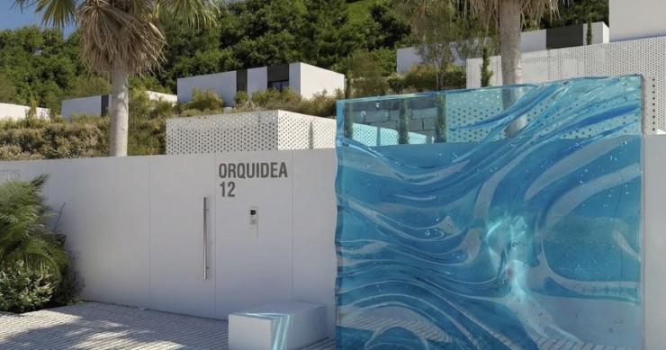 Entora desembarca en España con sede en Valencia y un primer proyecto residencial de lujo en Alicante