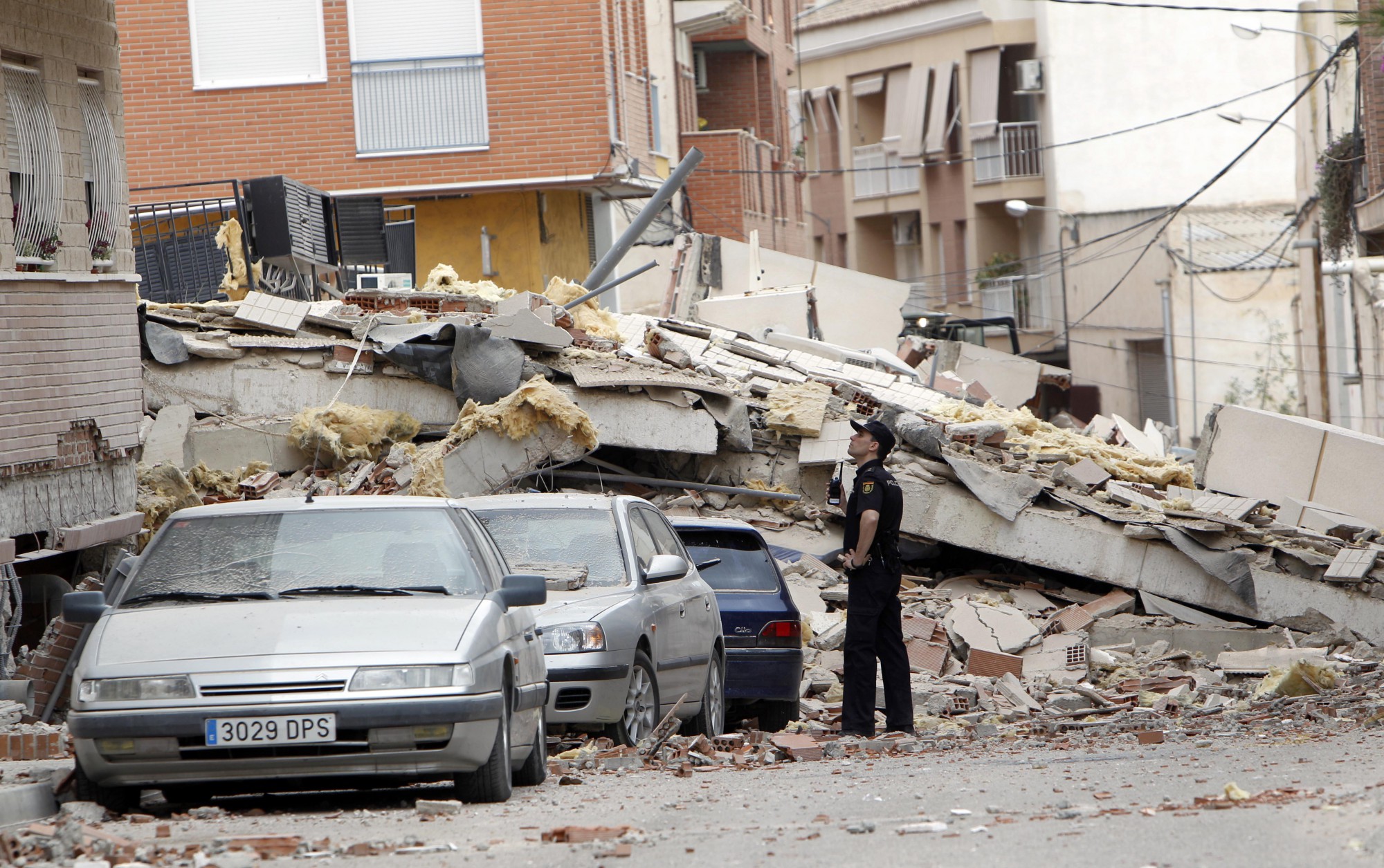 Inundaciones, incendios y terremotos: ¿Quién paga los ...